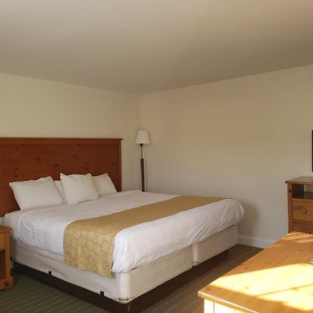 Town & Country Inn Seekonk Exterior photo