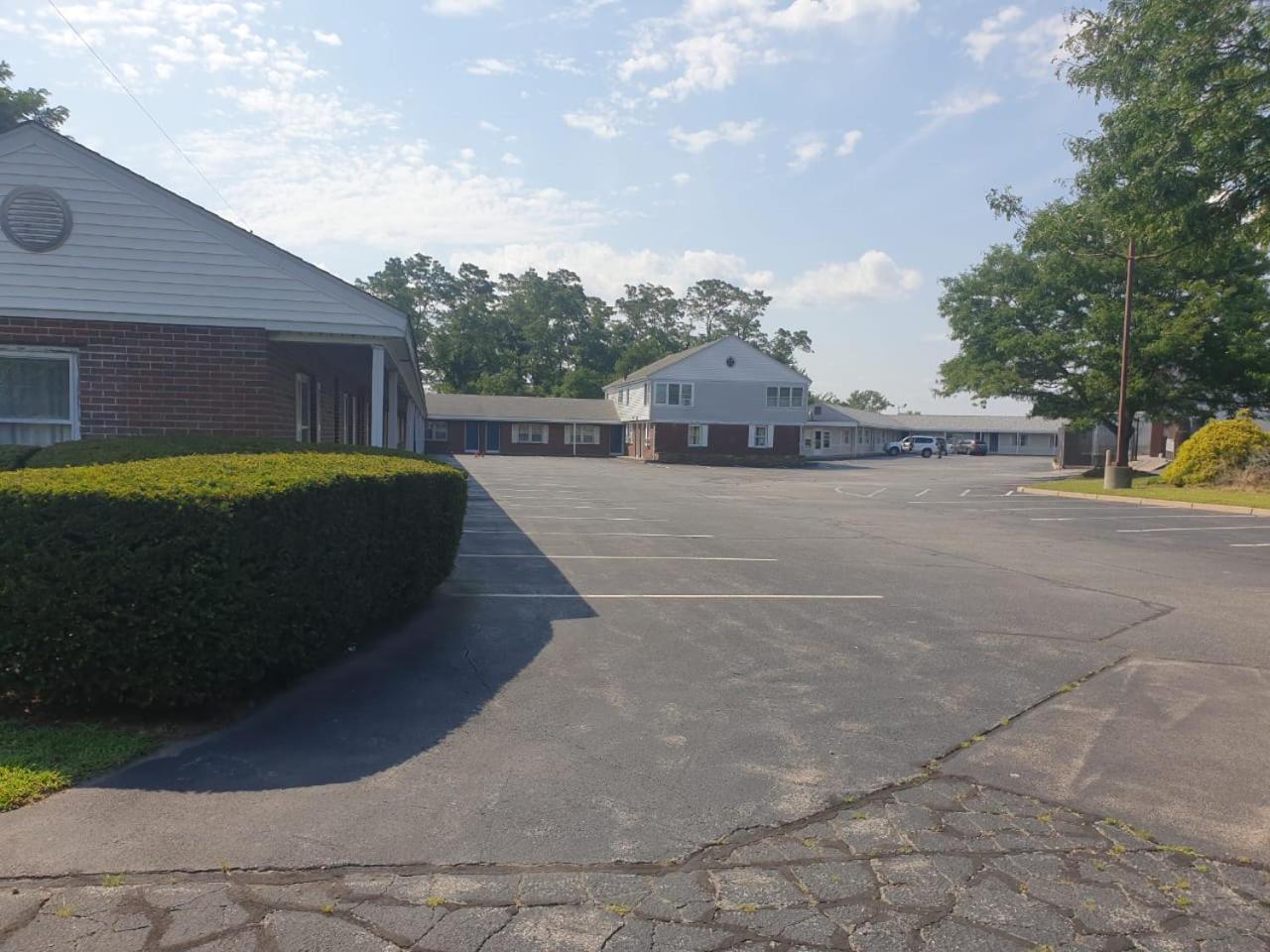 Town & Country Inn Seekonk Exterior photo