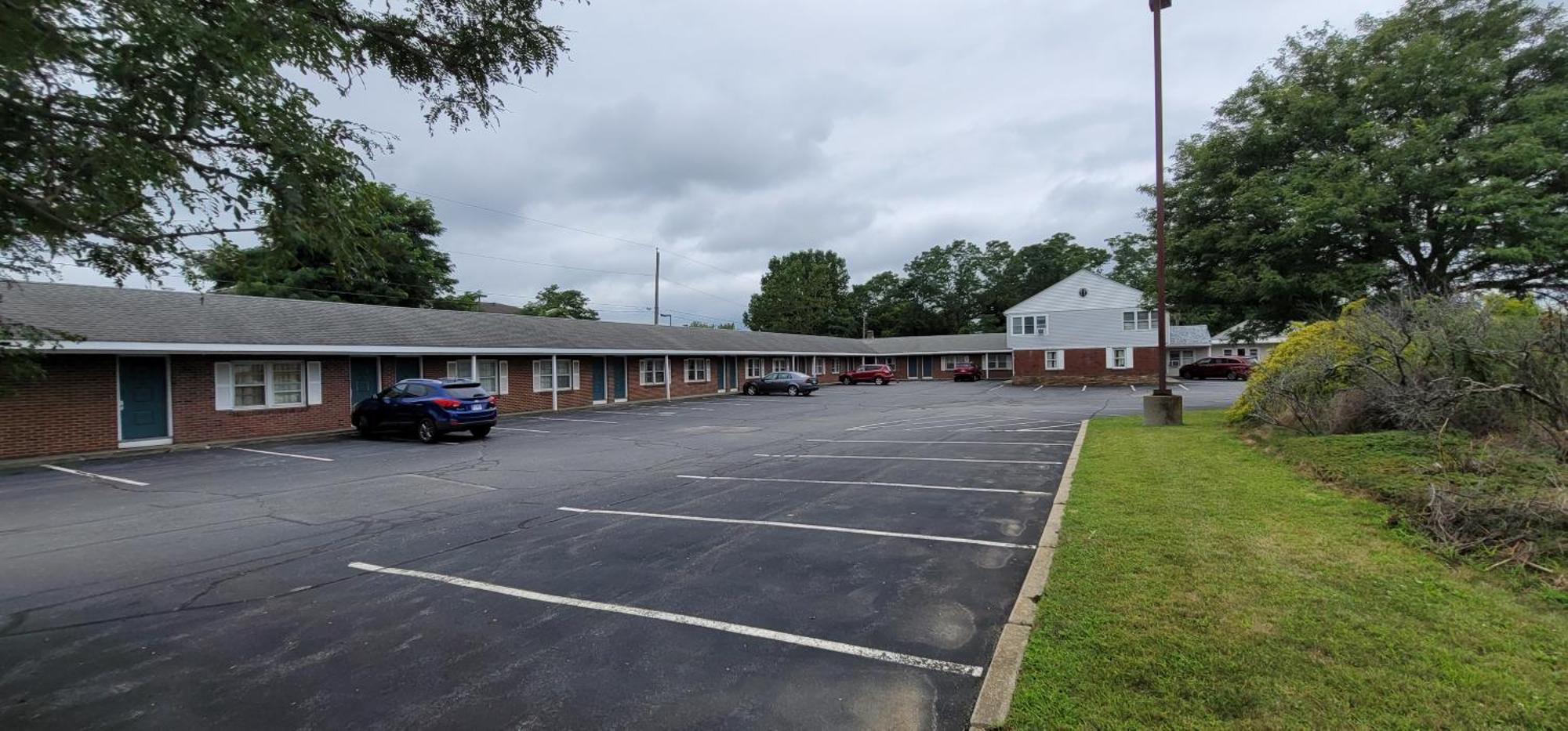 Town & Country Inn Seekonk Exterior photo