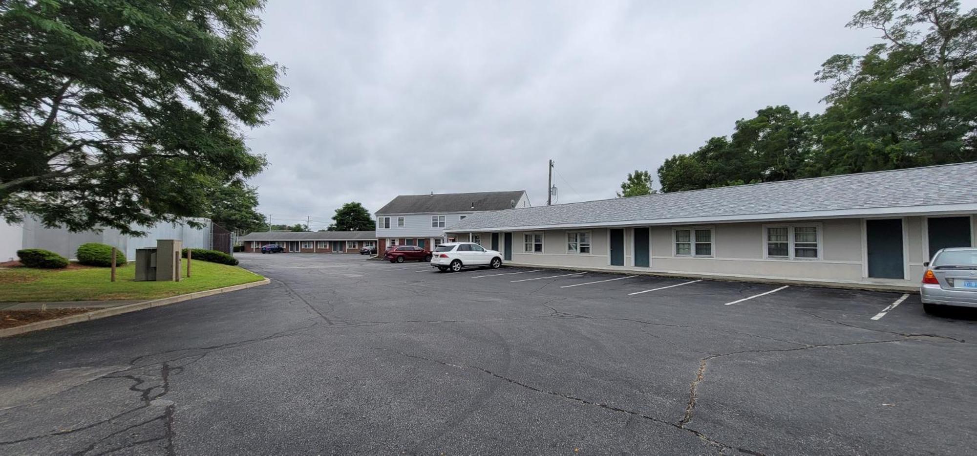 Town & Country Inn Seekonk Exterior photo