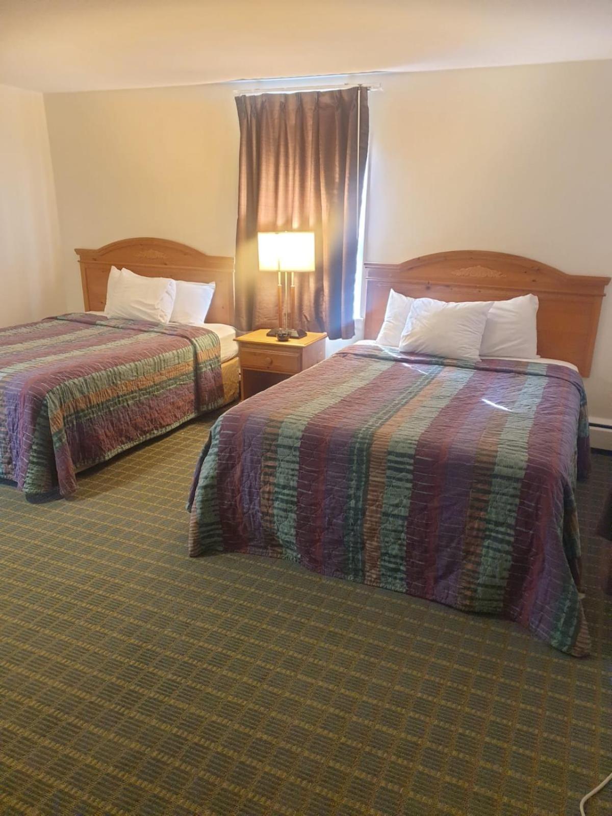 Town & Country Inn Seekonk Exterior photo